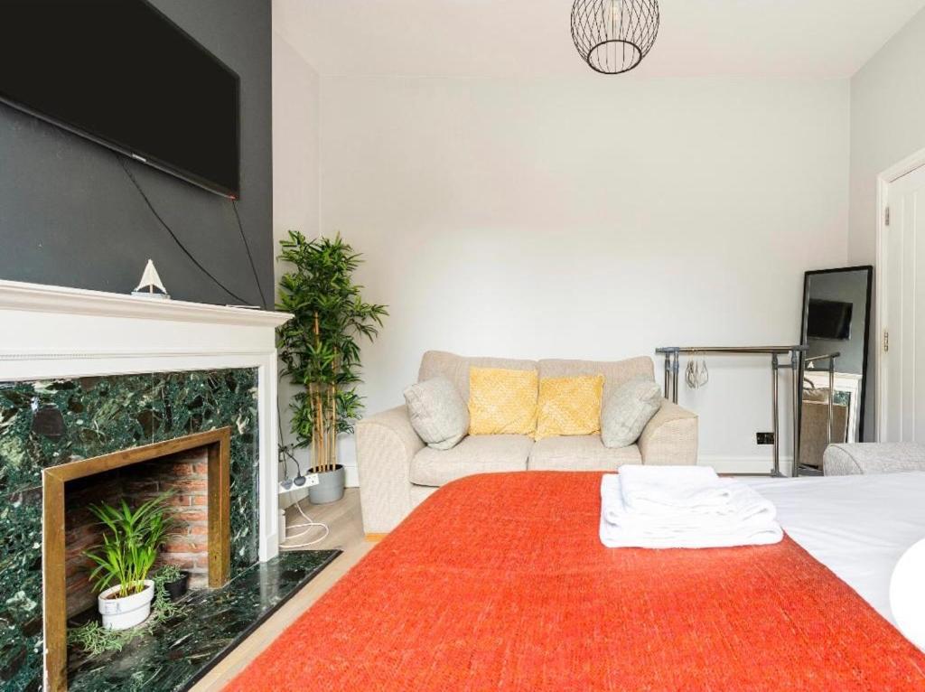 Cozy Private Room Лондон Экстерьер фото